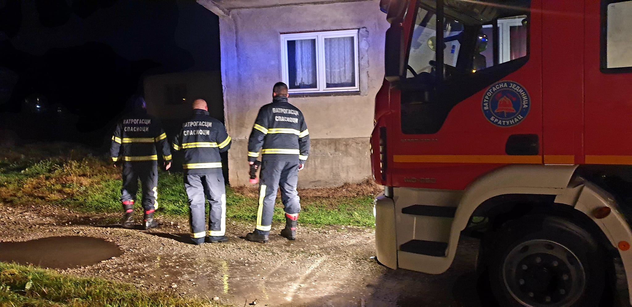 TRAGEDIJA U BRATUNCU Vatrogasci nasilno ušli u kuću i pronašli telo